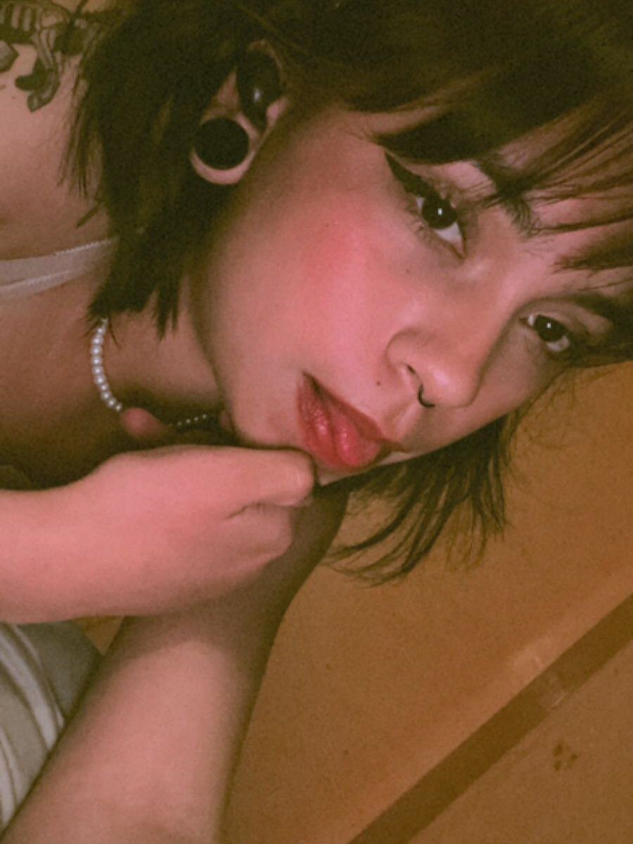 lily_sex-- Chatroom