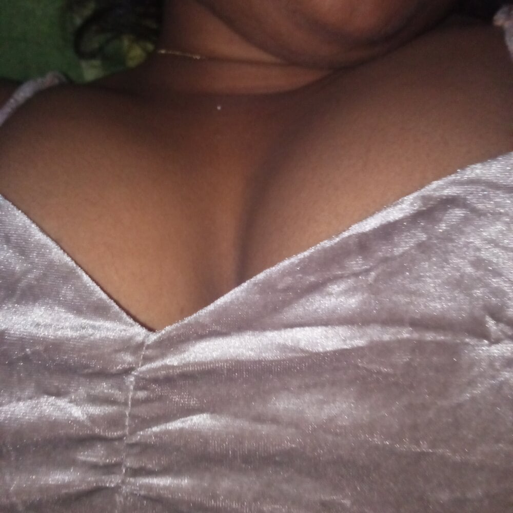 limonkhan-7 Chatroom