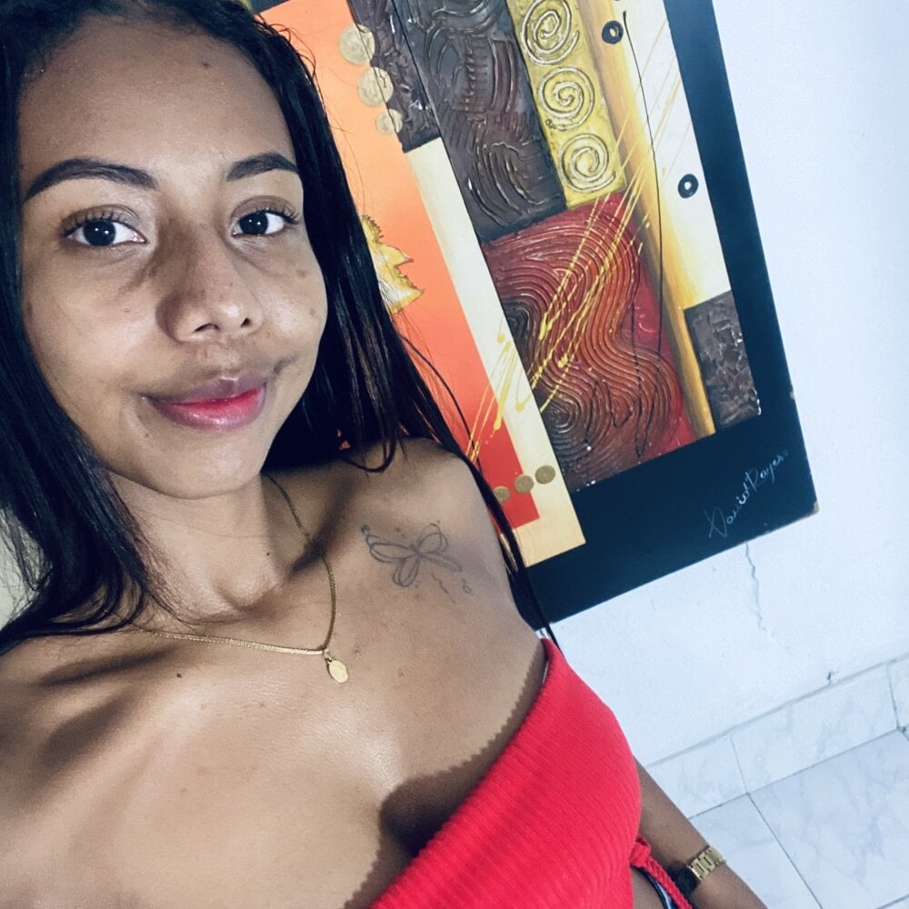 linda_brown_ Chatroom