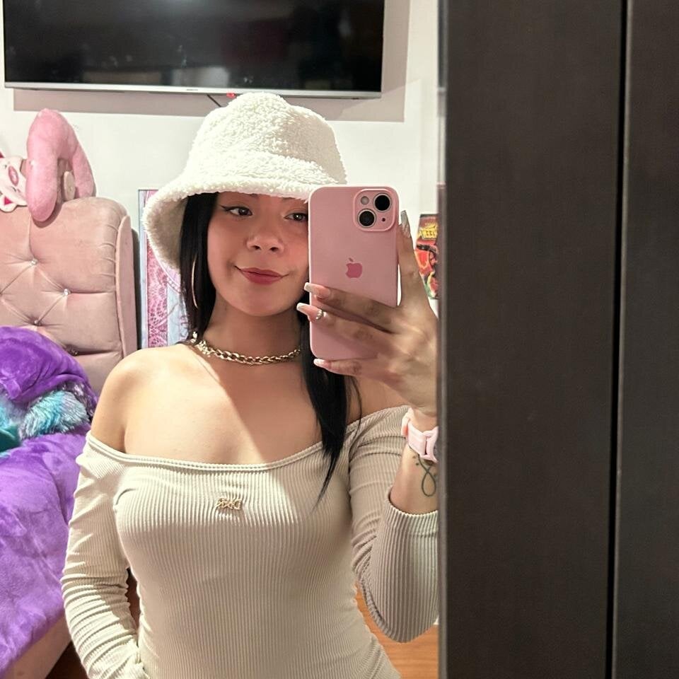 lindaa__ Chatroom