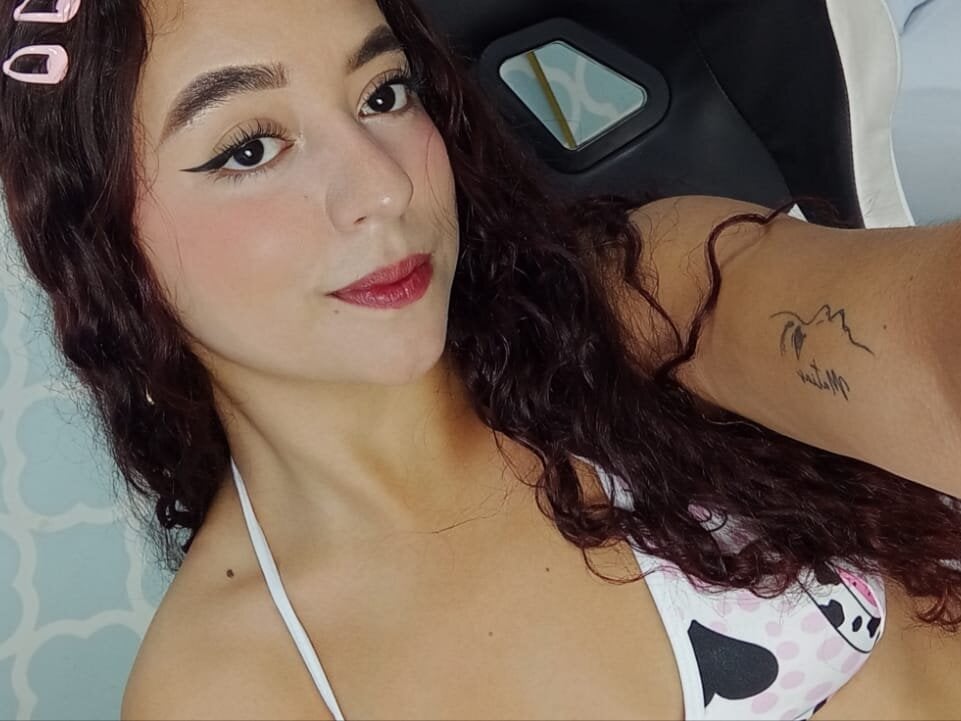 lindaa_natashaa_ Chatroom