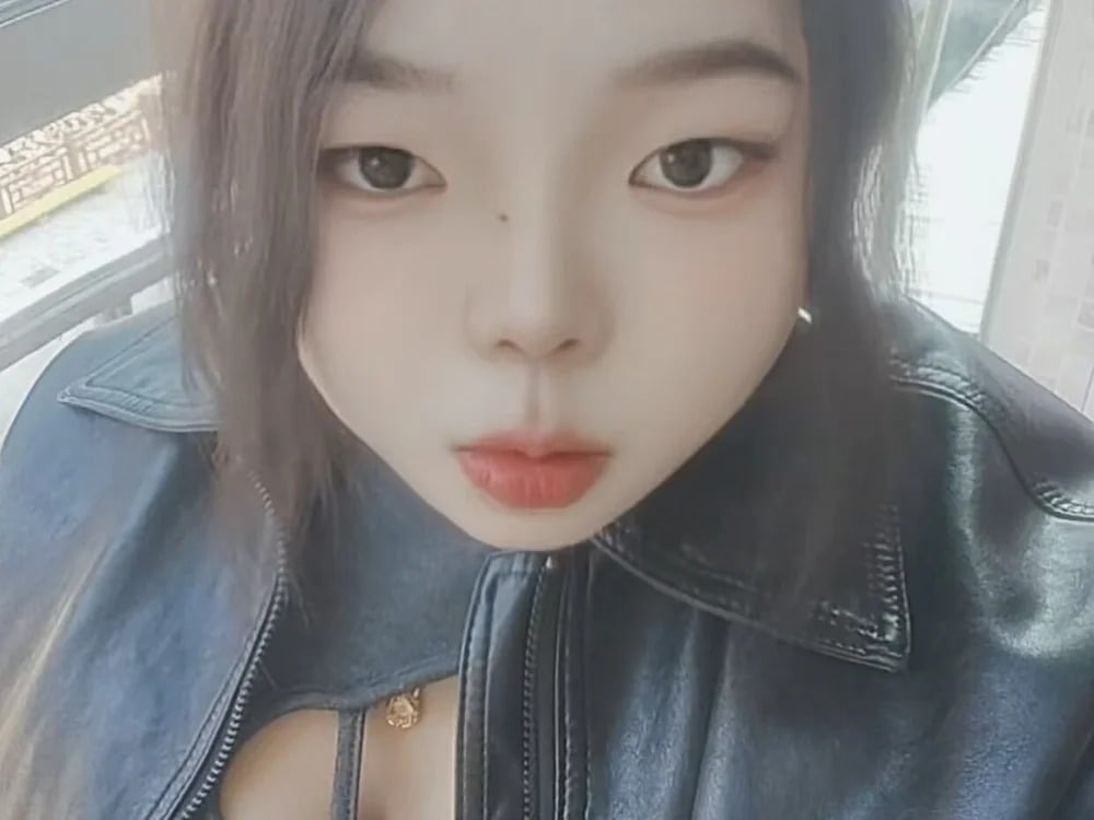 lingling7889 Chatroom