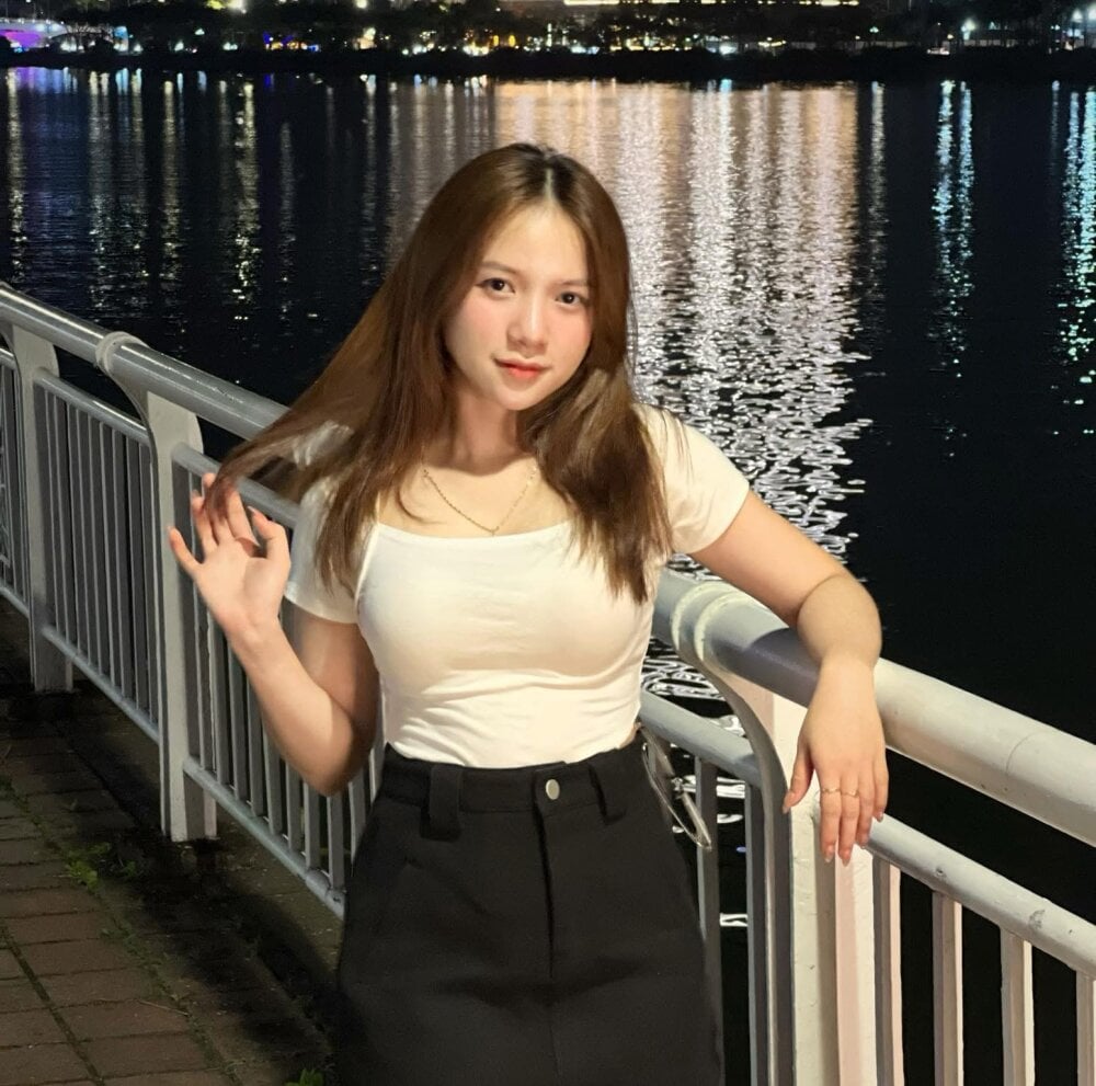 linh__cute Chatroom