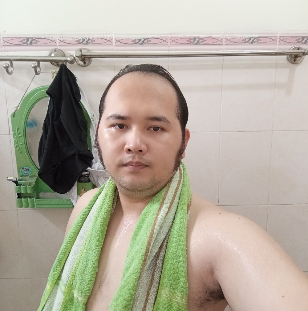 linhlinhthan Chatroom