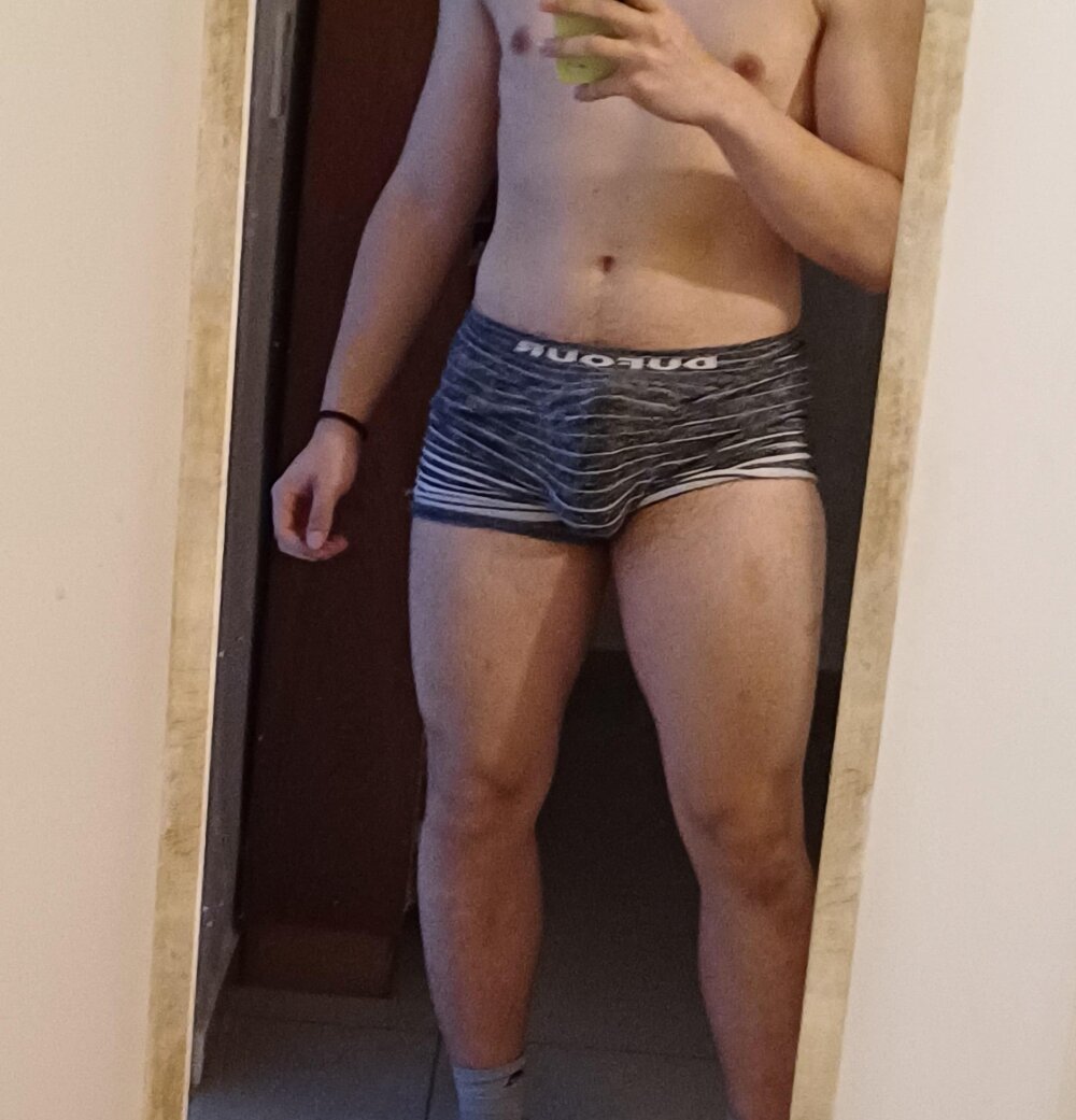 lokurasvarias Chatroom