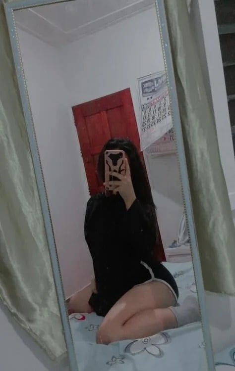 loreval79 Chatroom