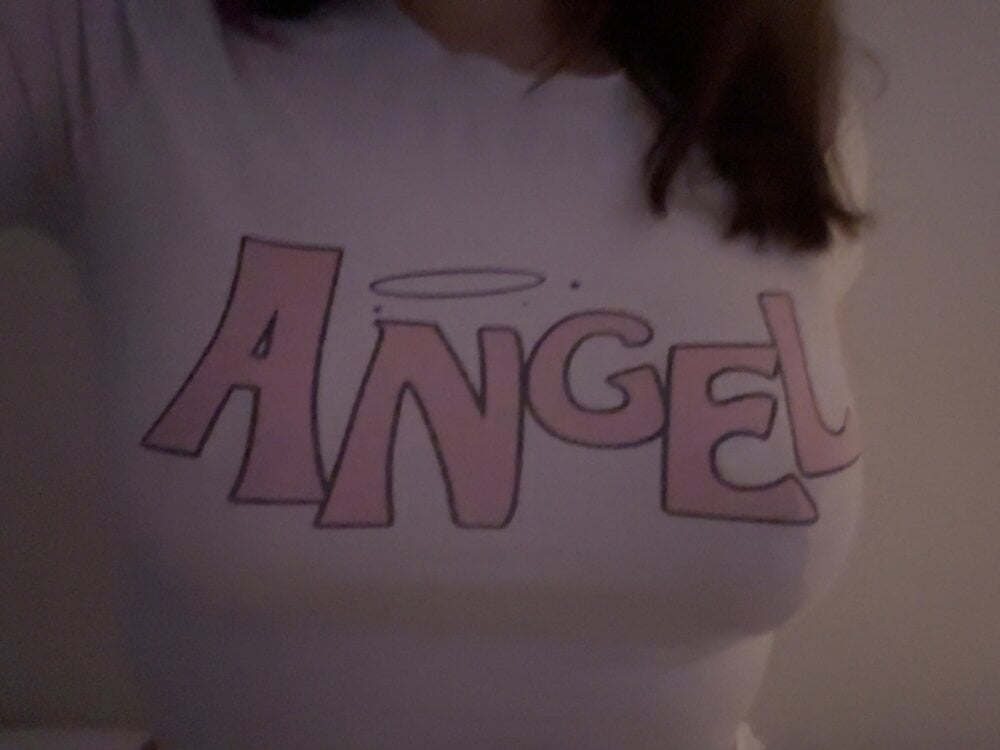 lotsofloveangelx Chatroom