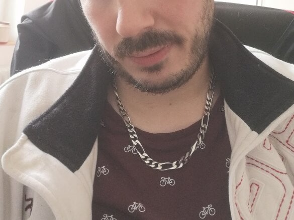 lovedoggy03 Chatroom