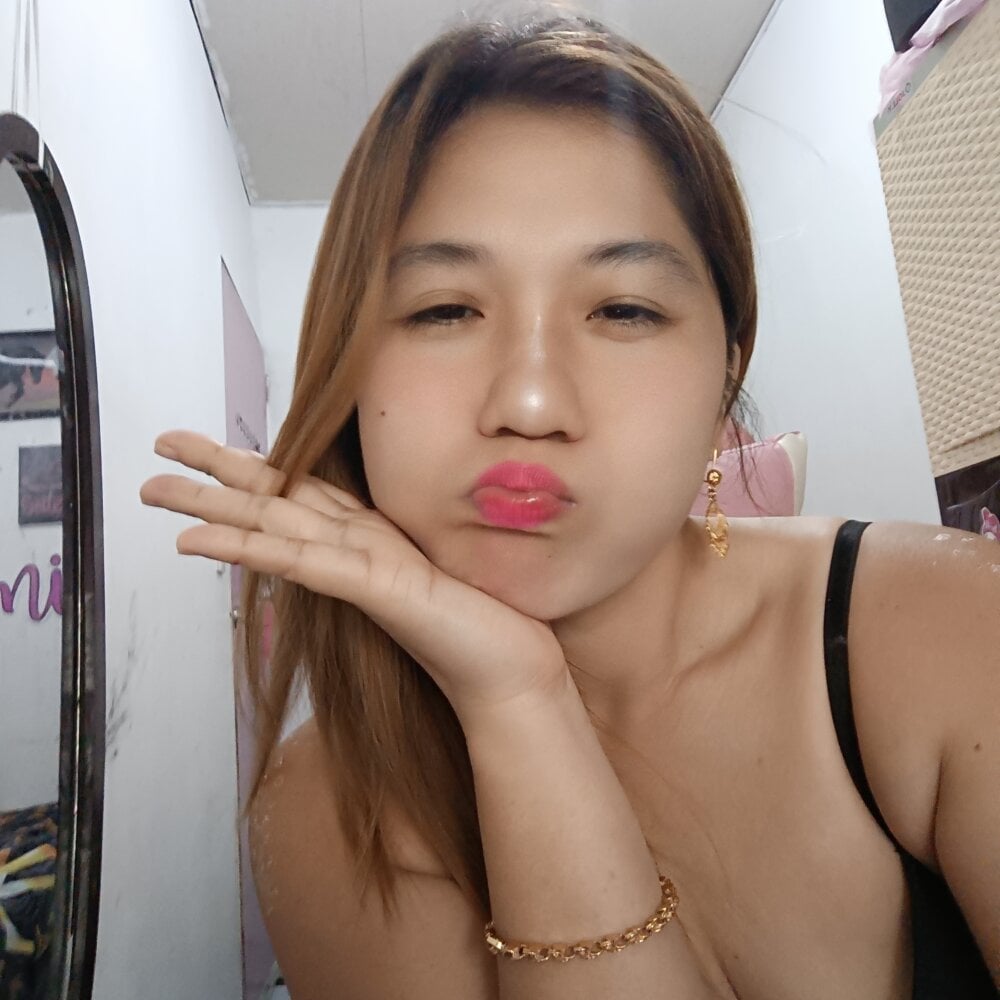 lovelymie0825 Chatroom