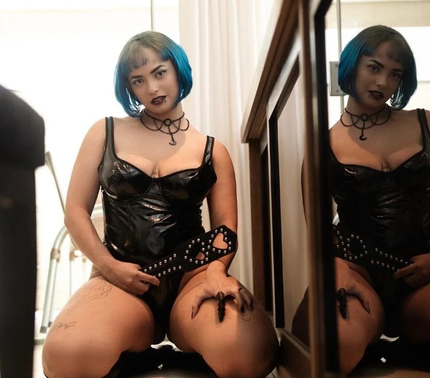 lucy_blue_br Chatroom