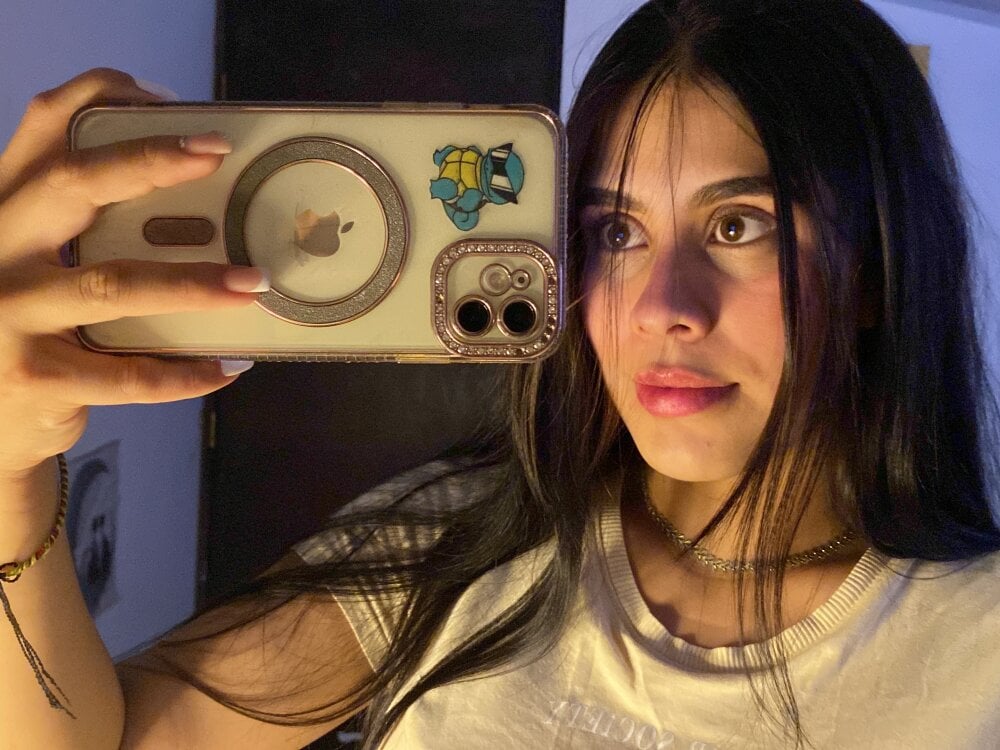 lucyrain_18 Chatroom