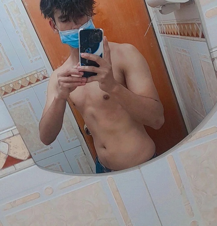 luis_v046 Chatroom