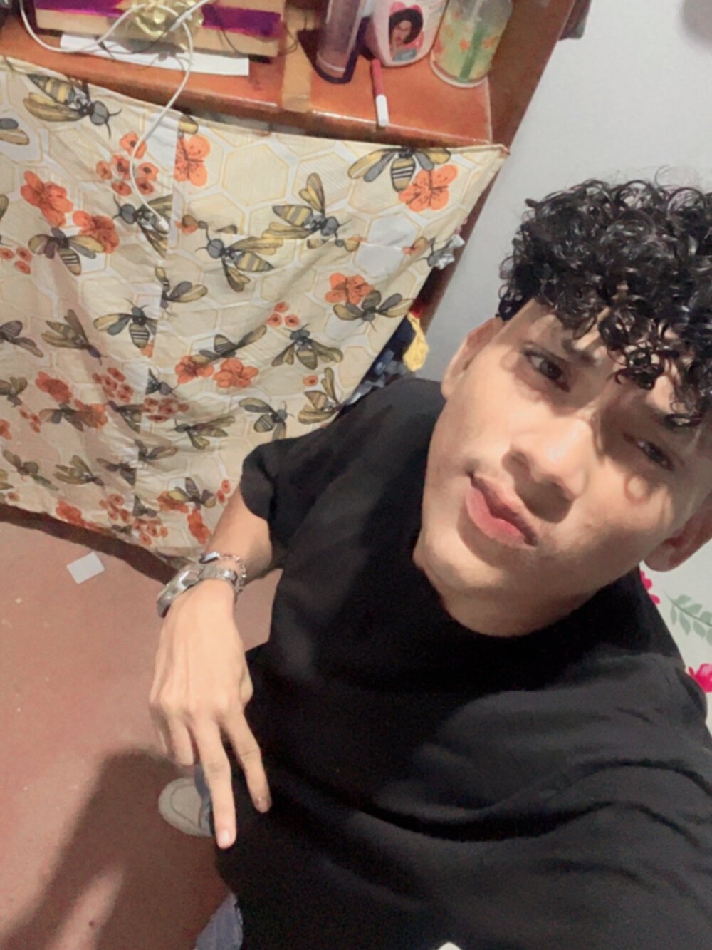 luisleonard Chatroom