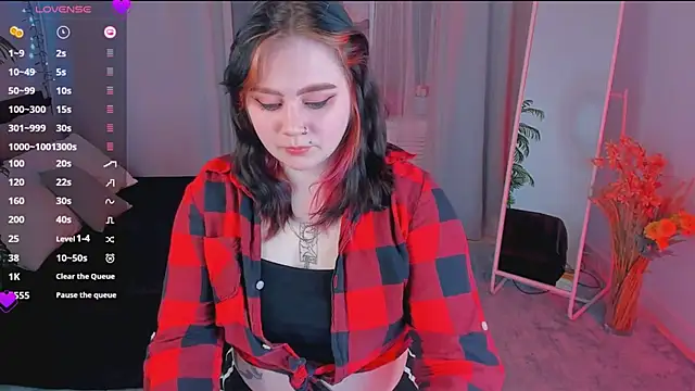lunaalli Chatroom