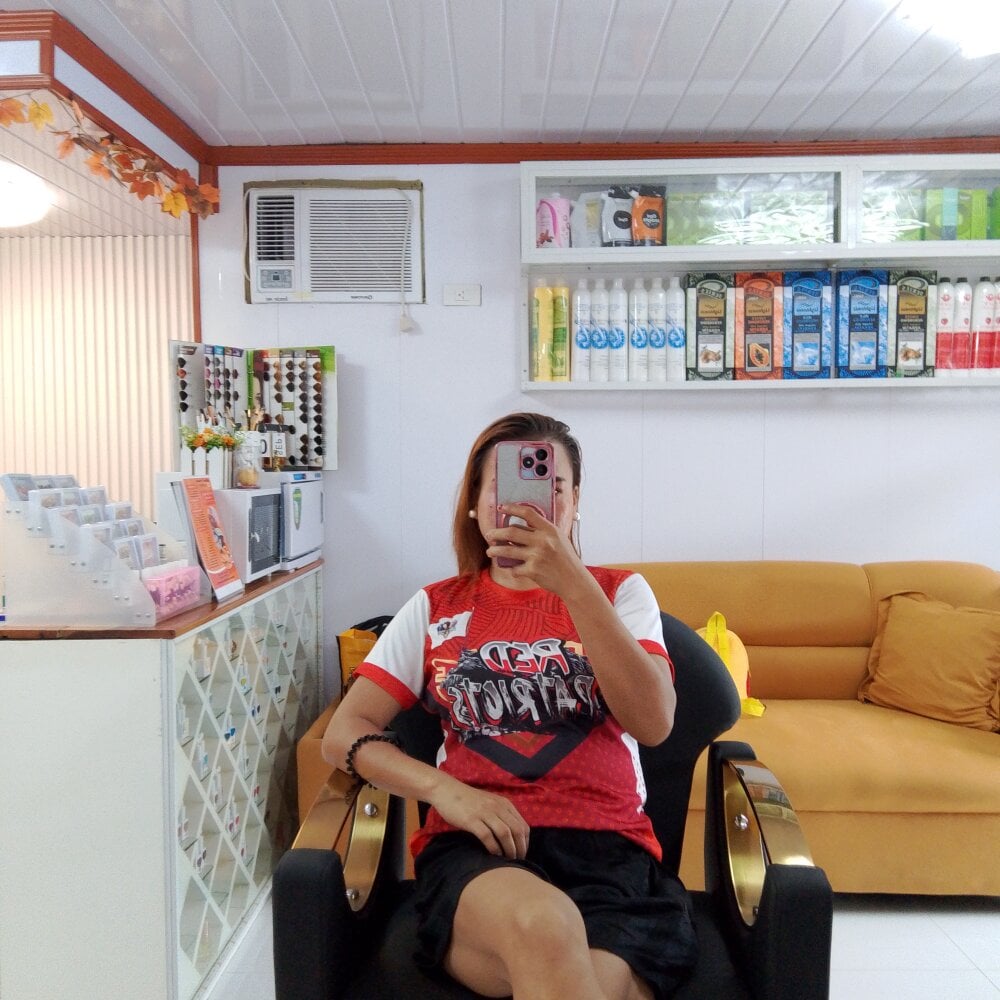 lusty_babe25 Chatroom