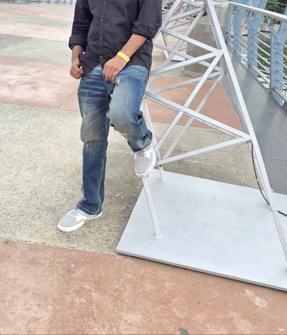 lusty_male69 Chatroom