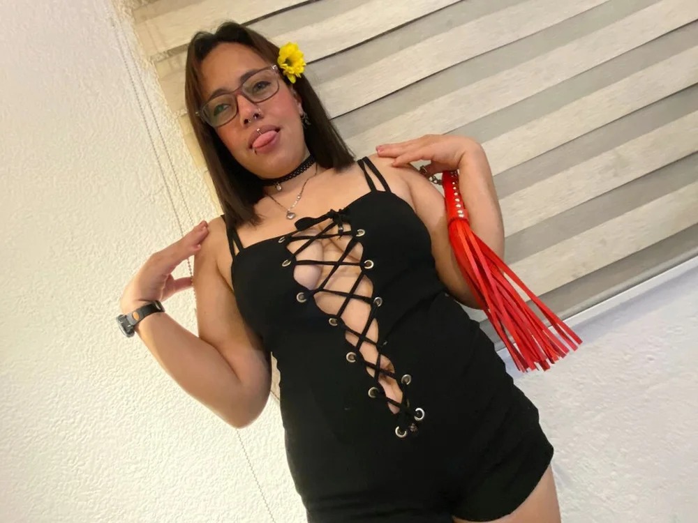macarendaniels Chatroom