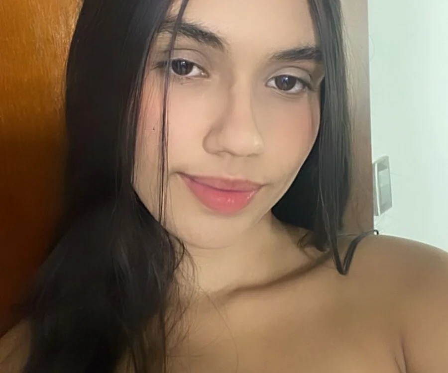 maddy__howard Chatroom