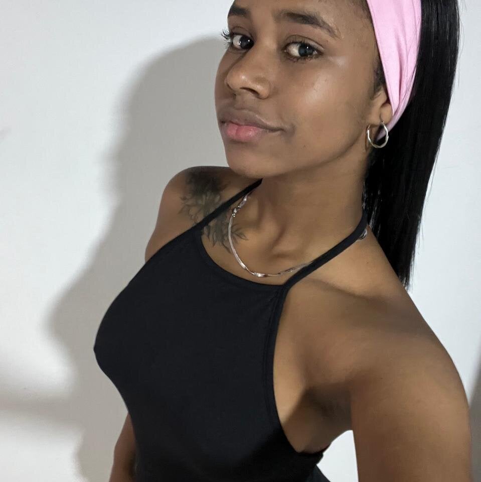 madihlove303av Chatroom
