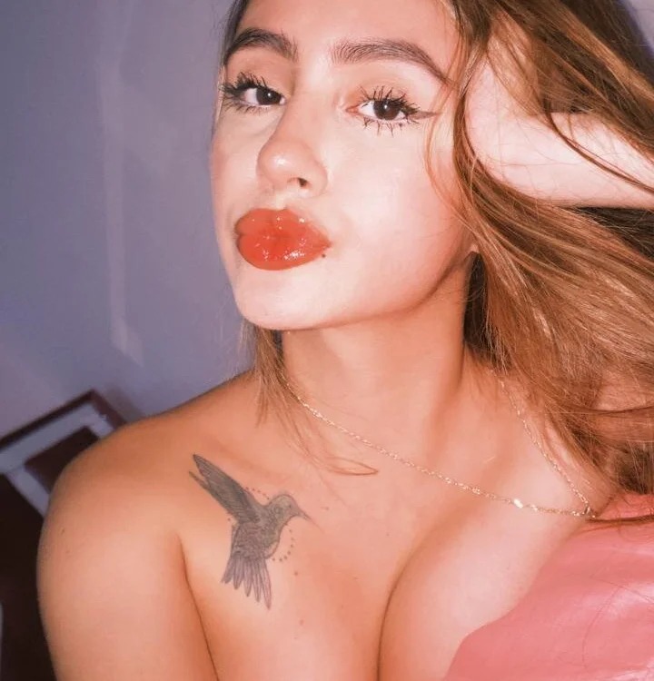madisson__Stone Chatroom