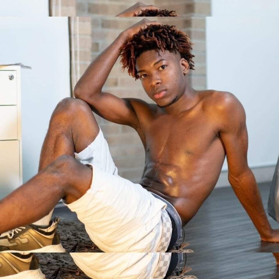 maikol_monstercock Chatroom