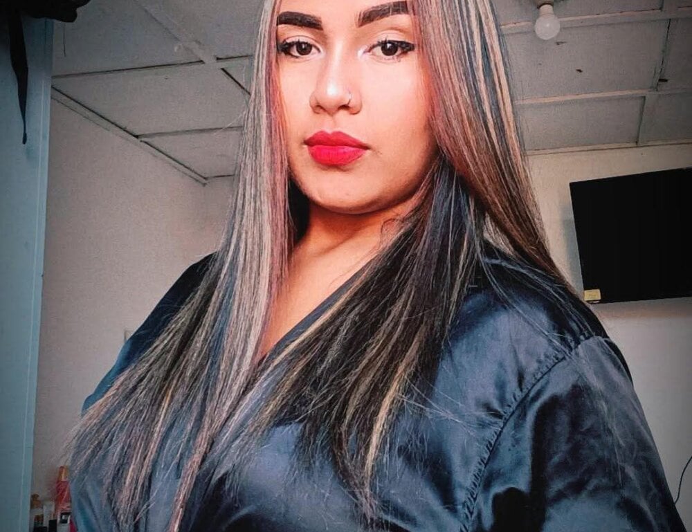 mariam303av Chatroom