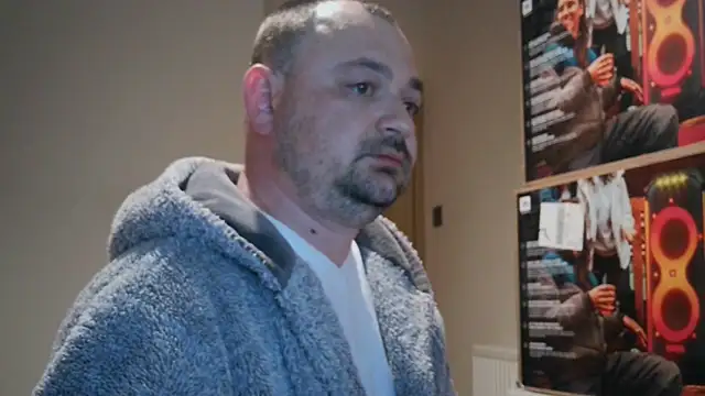 mariusandrey Chatroom