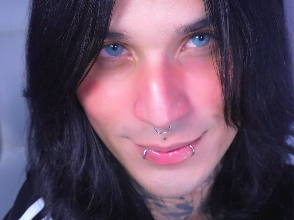 marshall_ash Chatroom