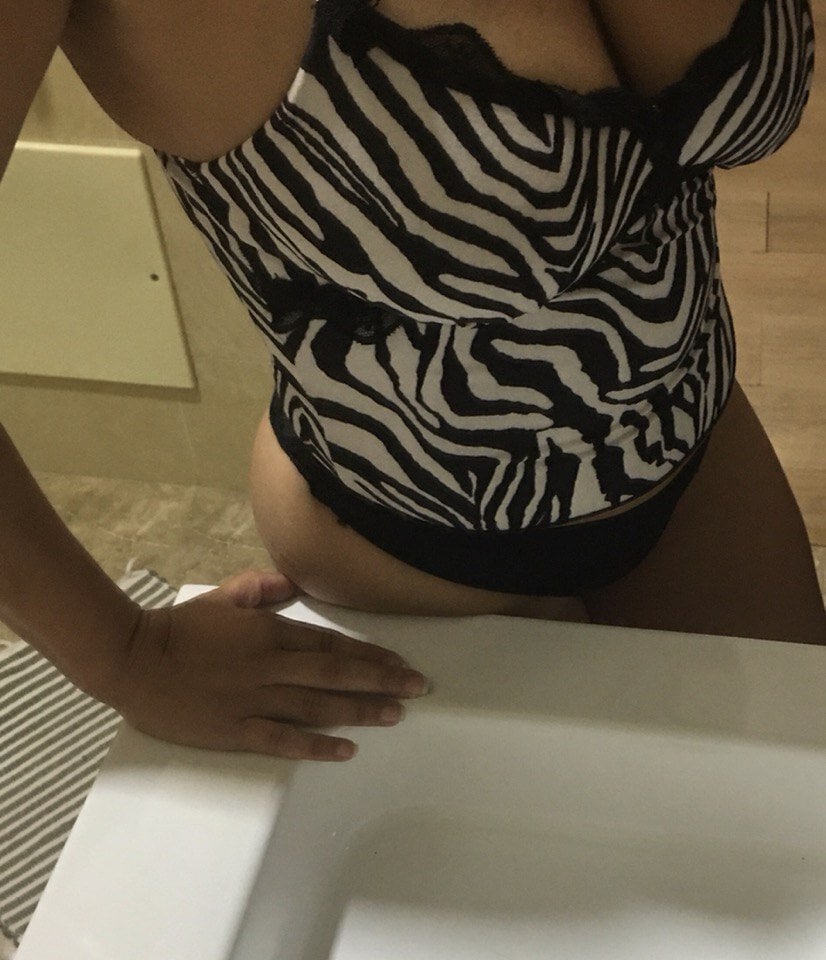 mass_hotbrunette Chatroom