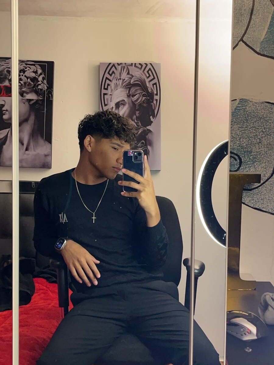 mateo-Esposito Chatroom