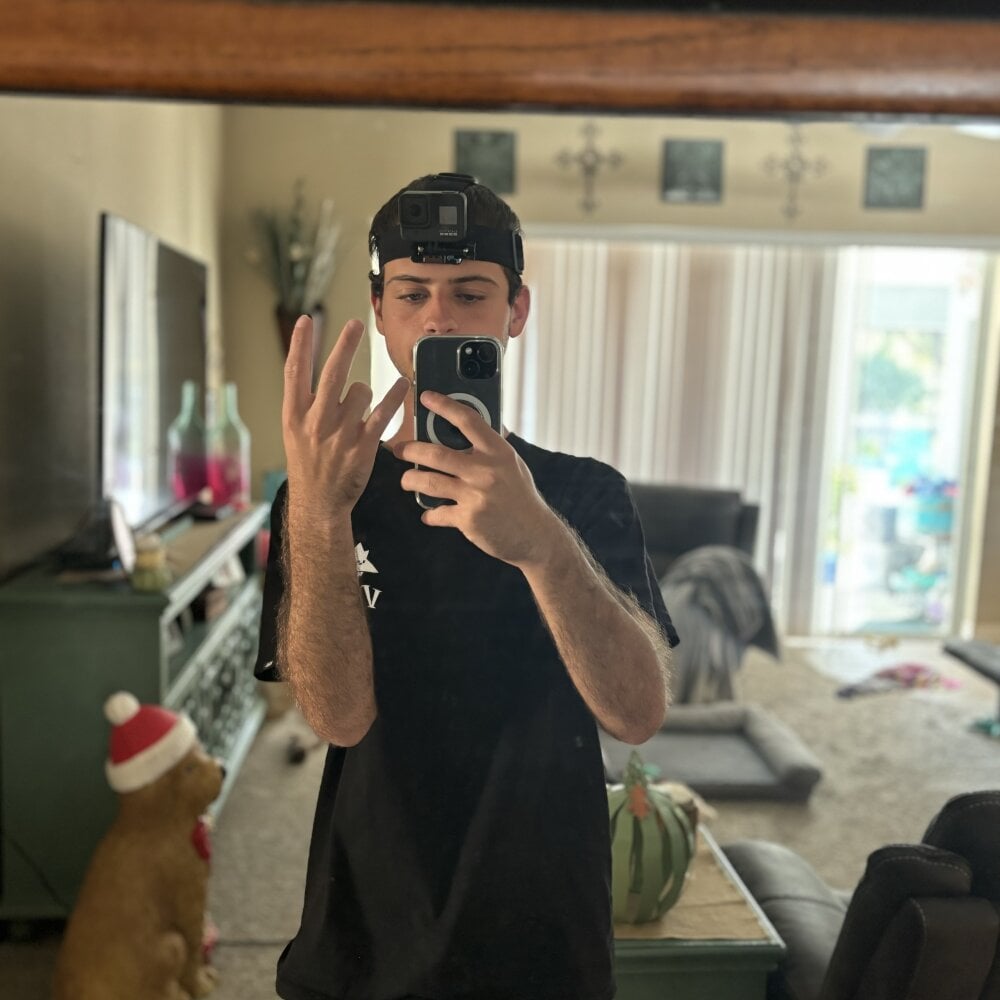 mattcumsquik Webcam Profile Picture mattcumsquik Chatroom