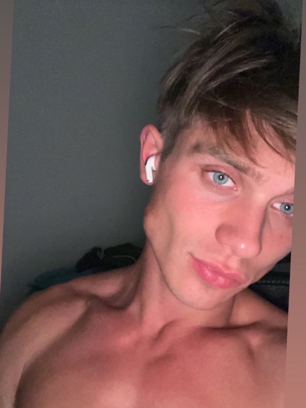 matthew2414 Chatroom