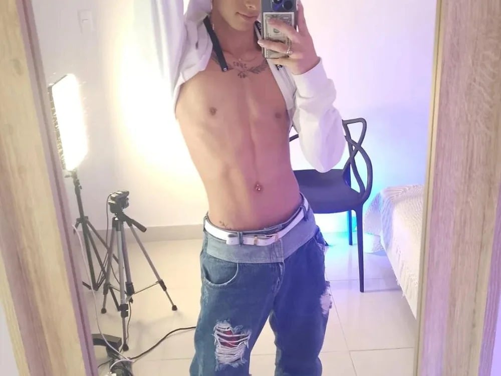 may_cute_09 Chatroom