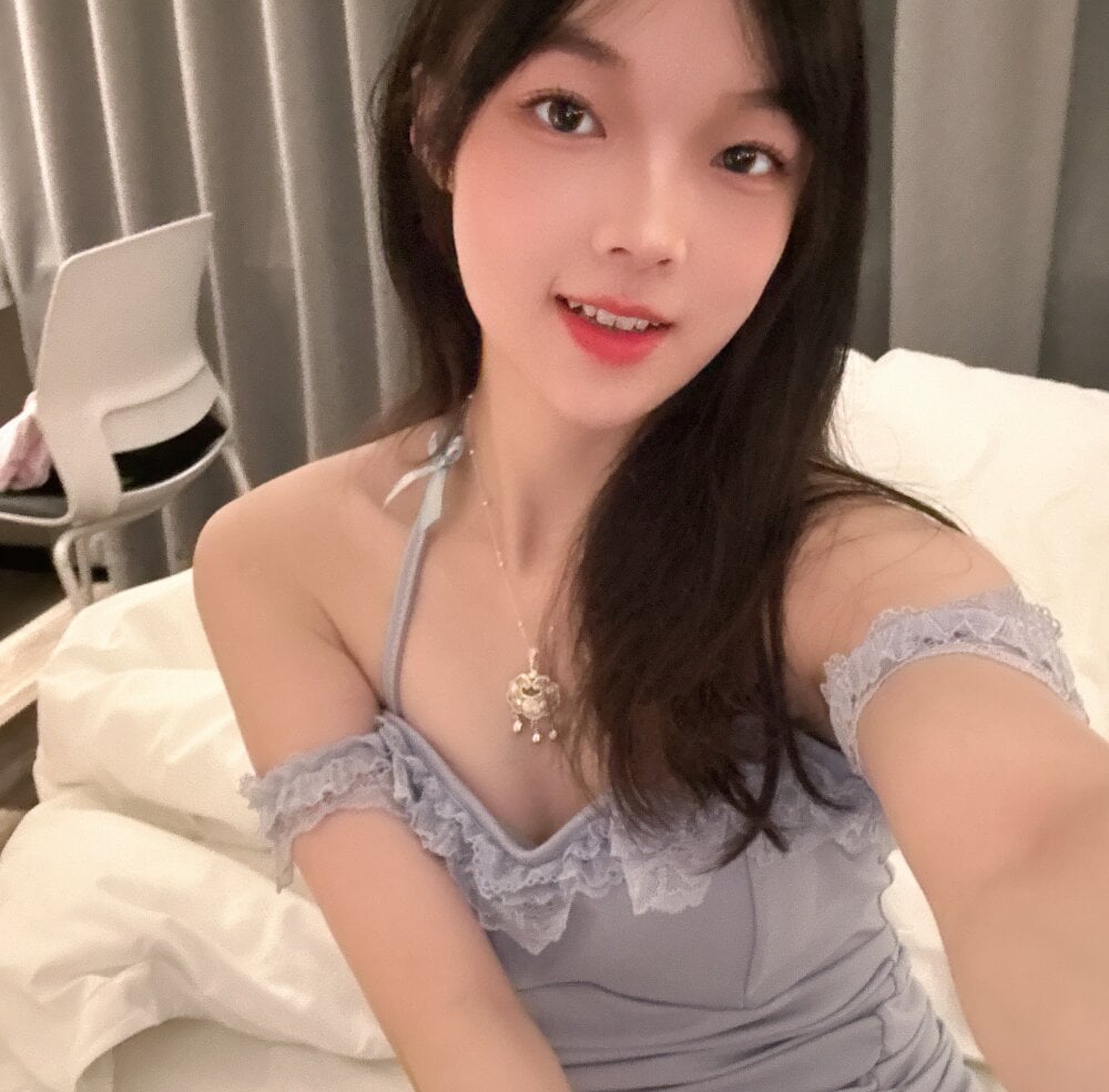 meimei_x Webcam Profile Picture meimei_x Chatroom