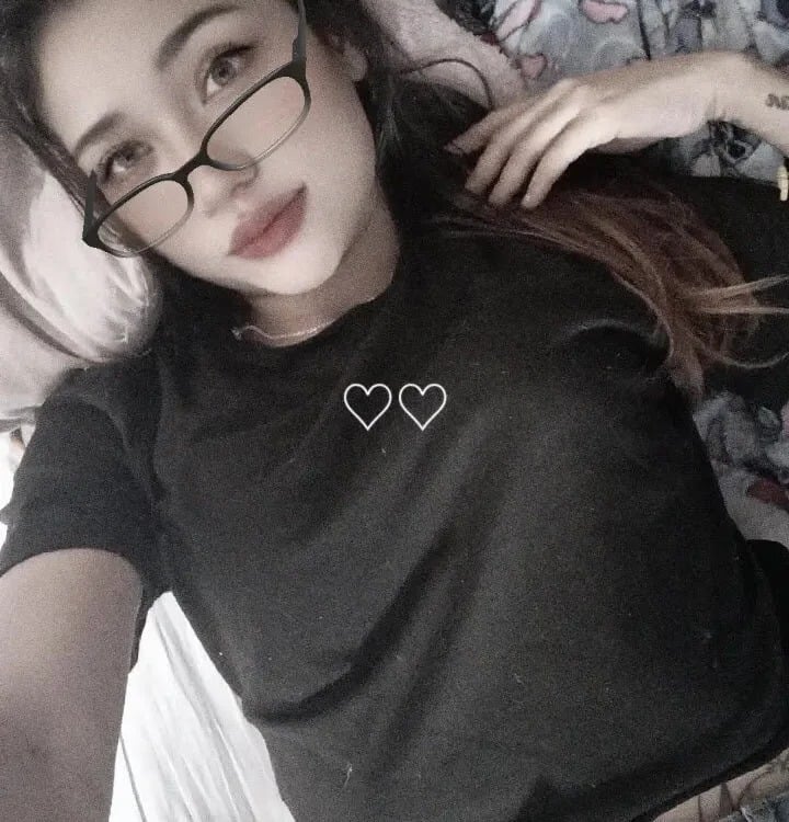 mel_crow Chatroom