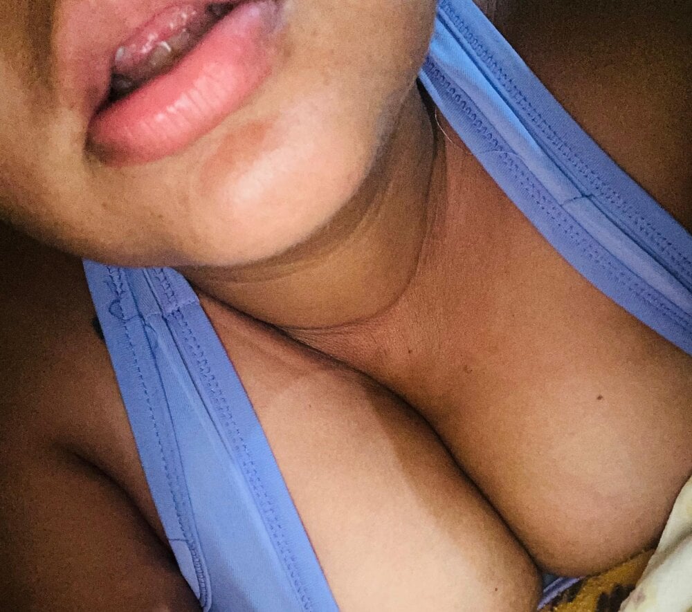 mezitapaola09 Chatroom