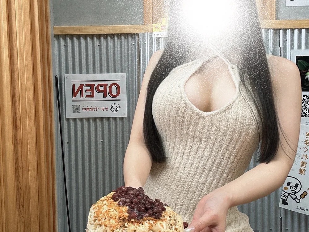 mia_0913 Chatroom