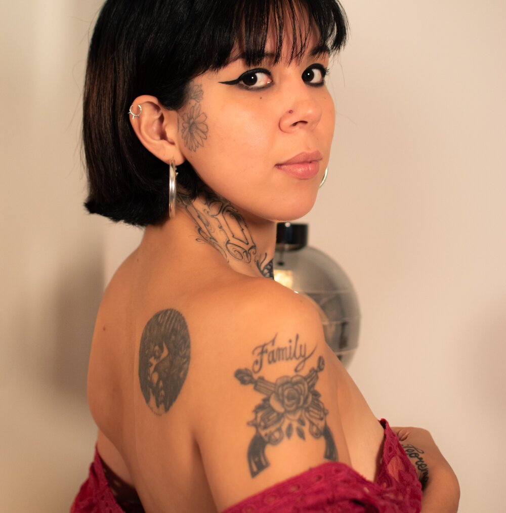 mia_iisabella Chatroom