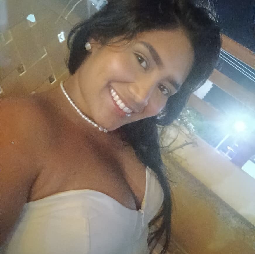 mia_ortega_ Chatroom