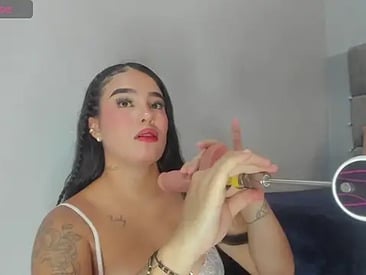 mia-poncce