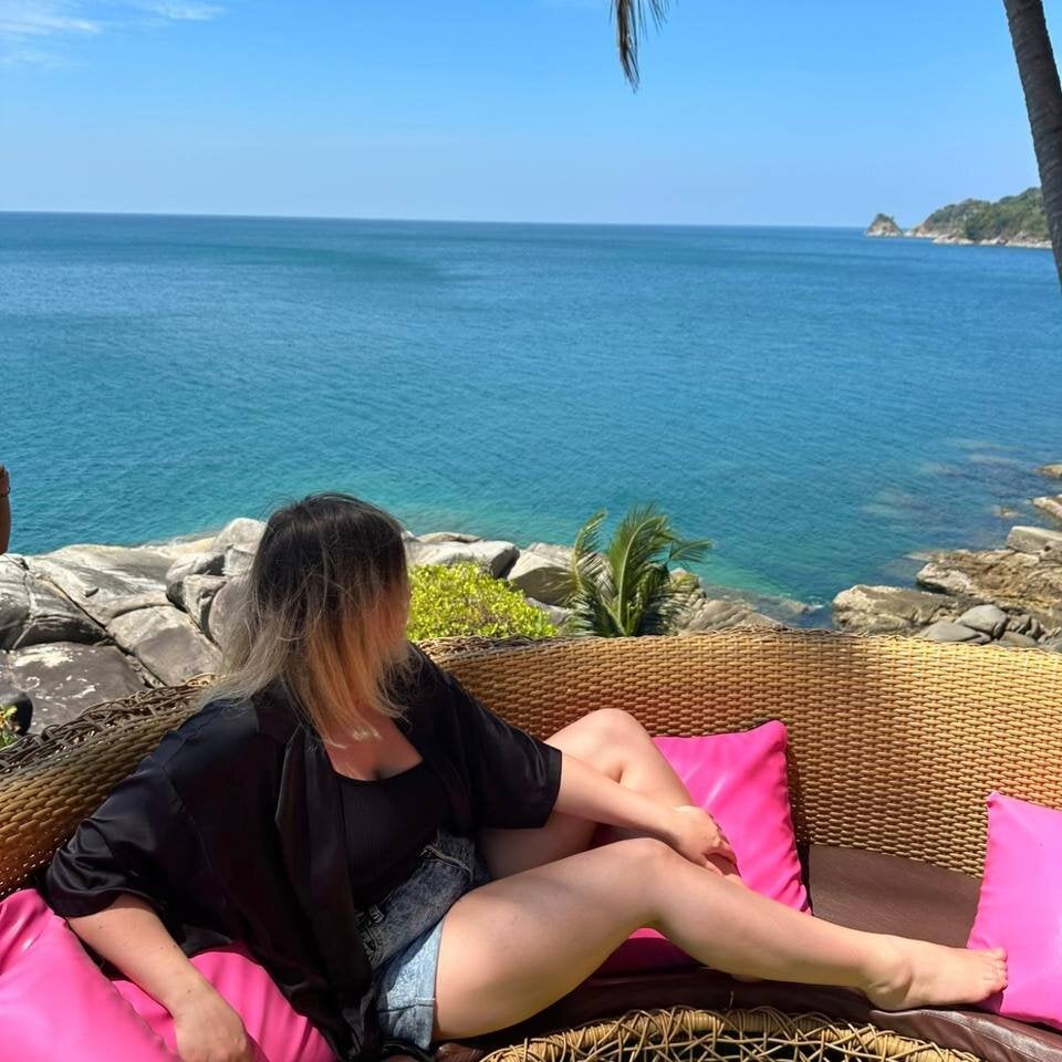 mia_shine_bright_wow Chatroom