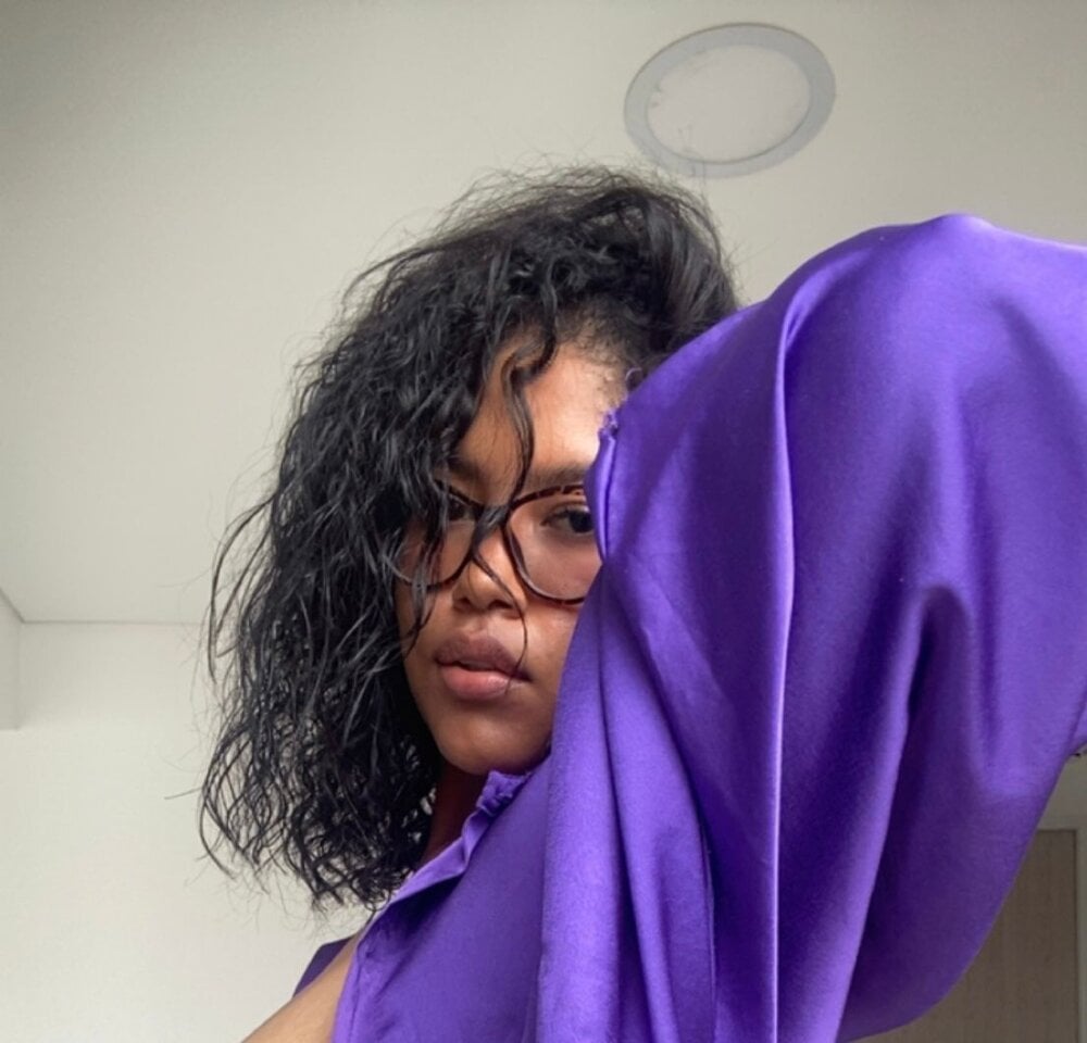 miiabrown18 Chatroom