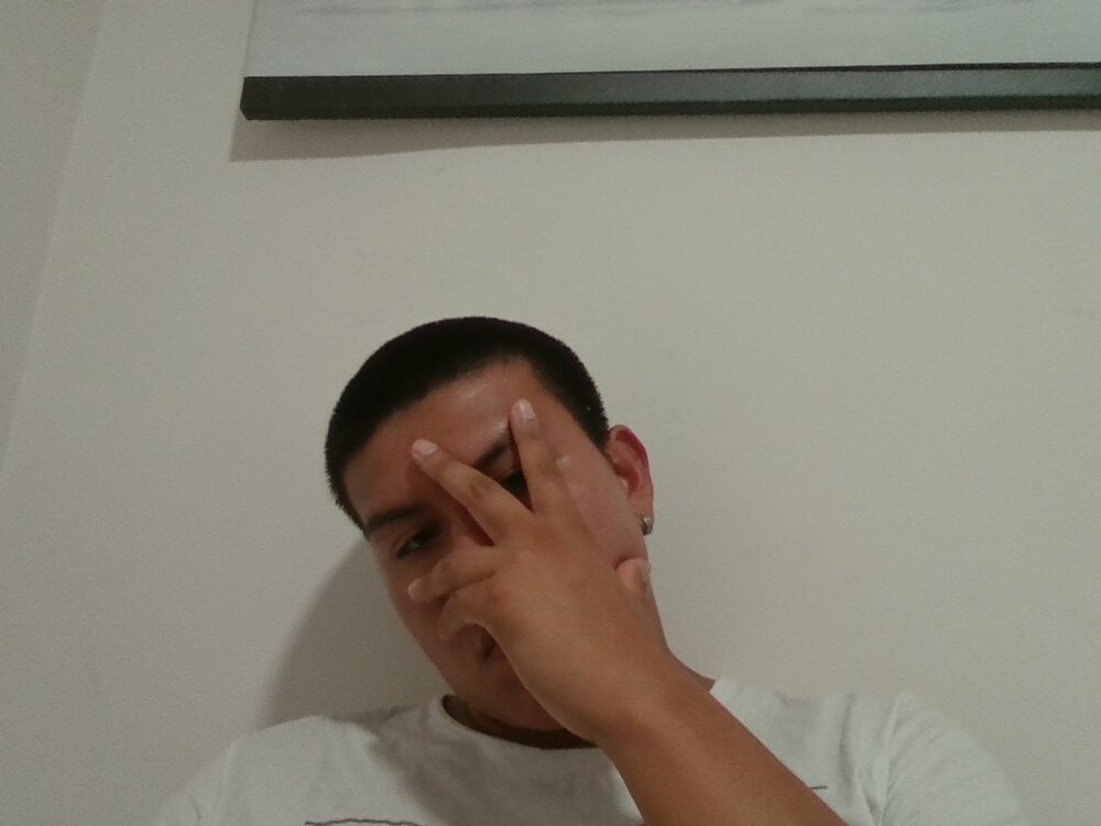 mikeeeeeell Chatroom