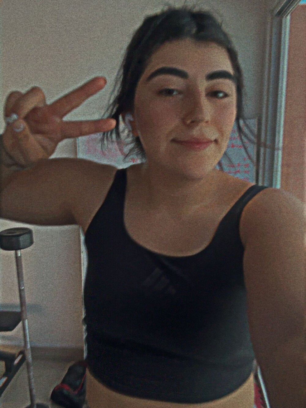 milky_denni Webcam Profile Picture milky_denni Chatroom