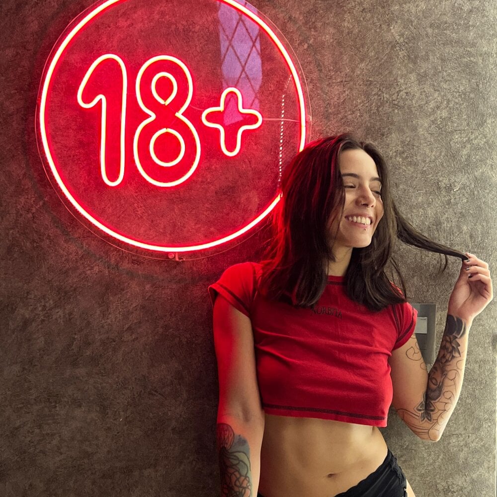 mishelkrave_ Chatroom