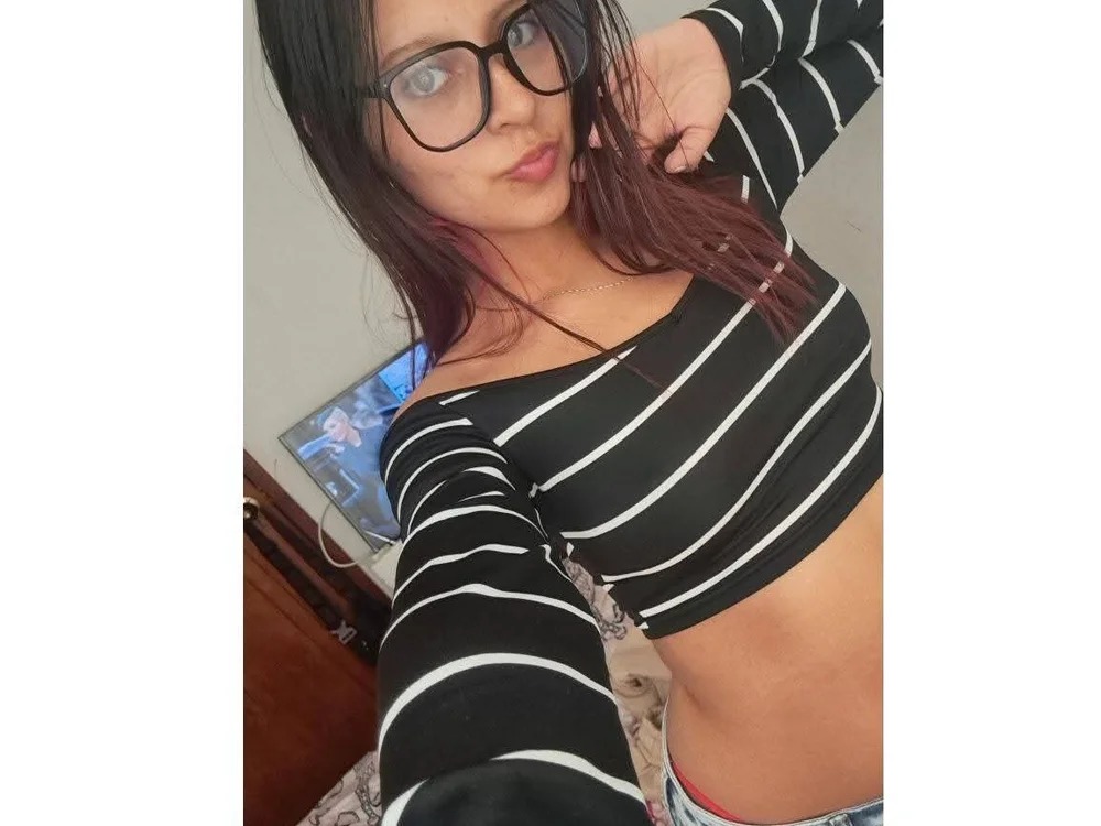 miss_ale Chatroom