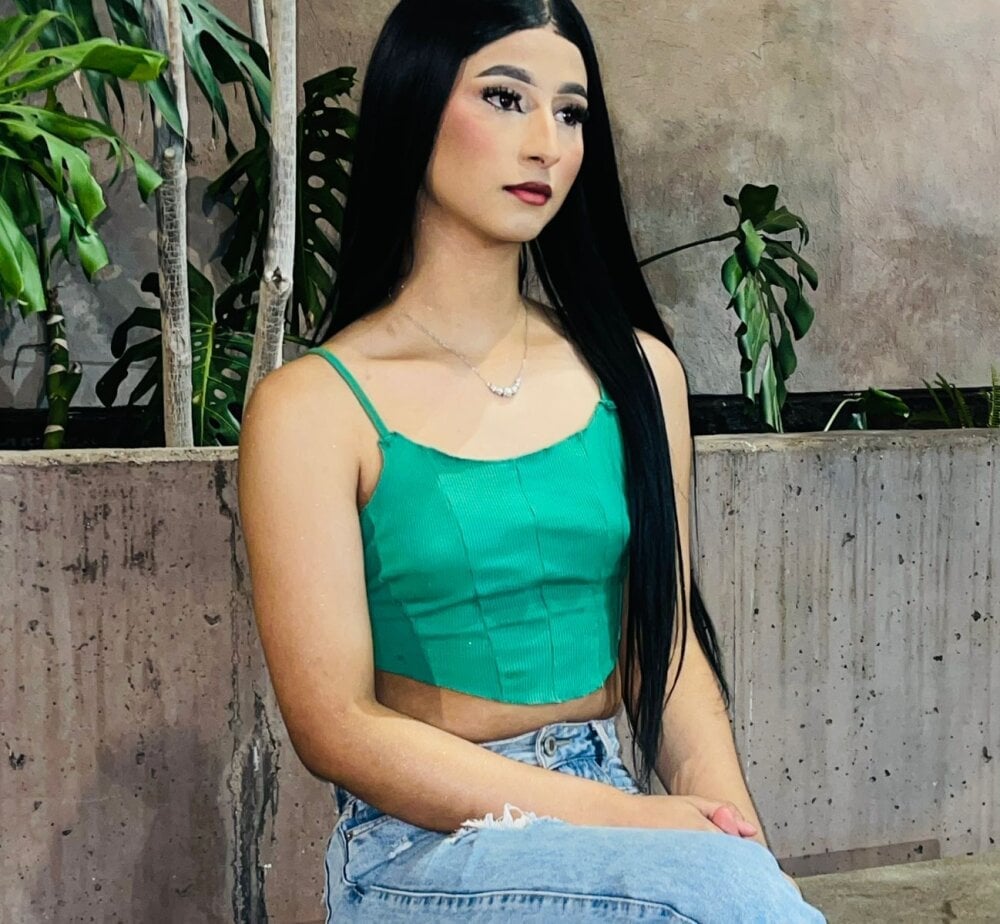 miss_isad Chatroom