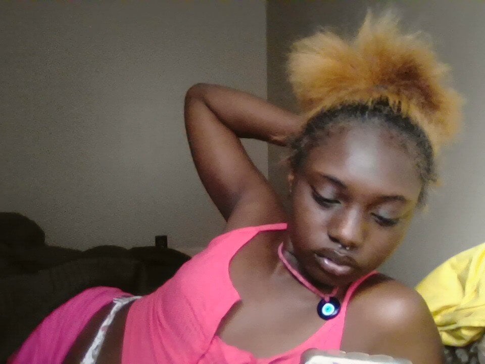 missblasian Webcam Profile Picture missblasian Chatroom