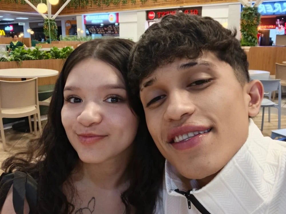 moonlight-couple Chatroom
