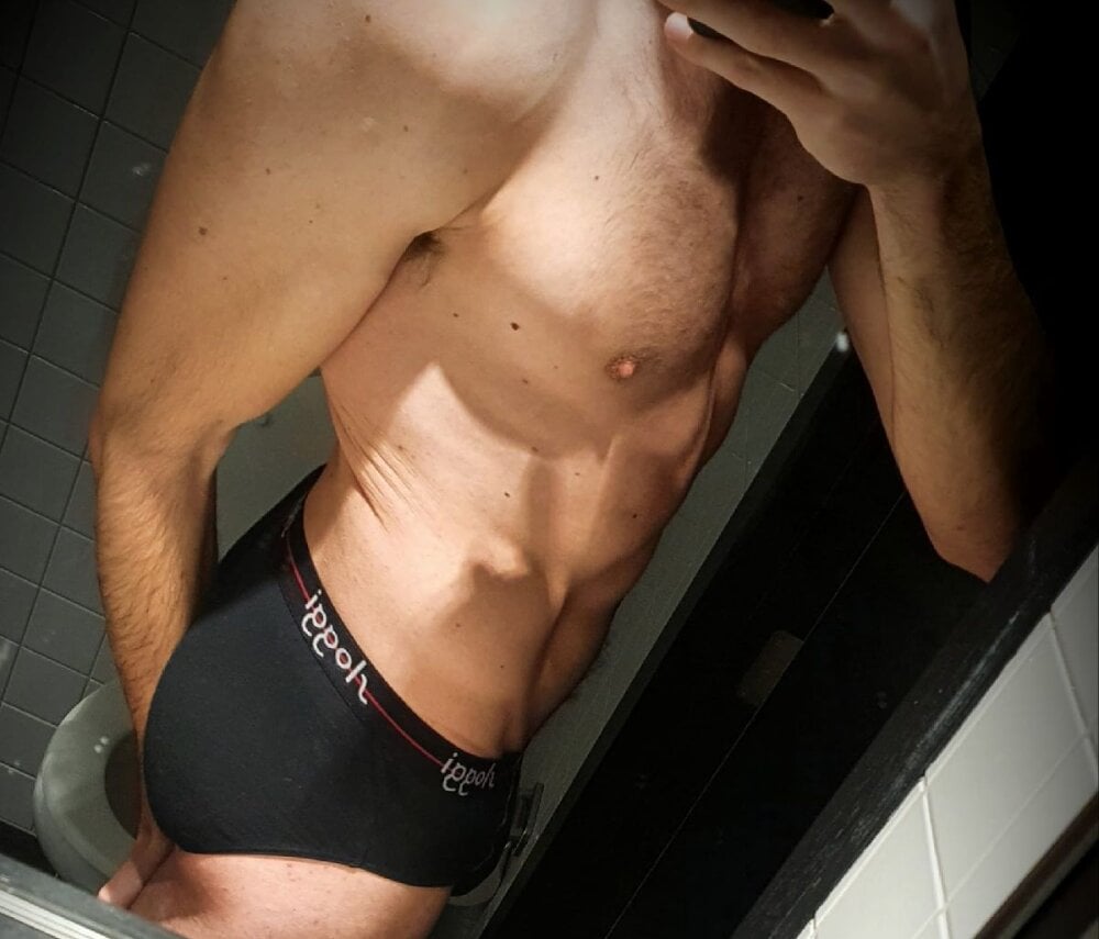 mrstitchback Chatroom